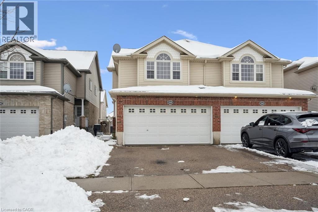 MLS® listing #29205412 for sale located at 298 SOPHIA Crescent