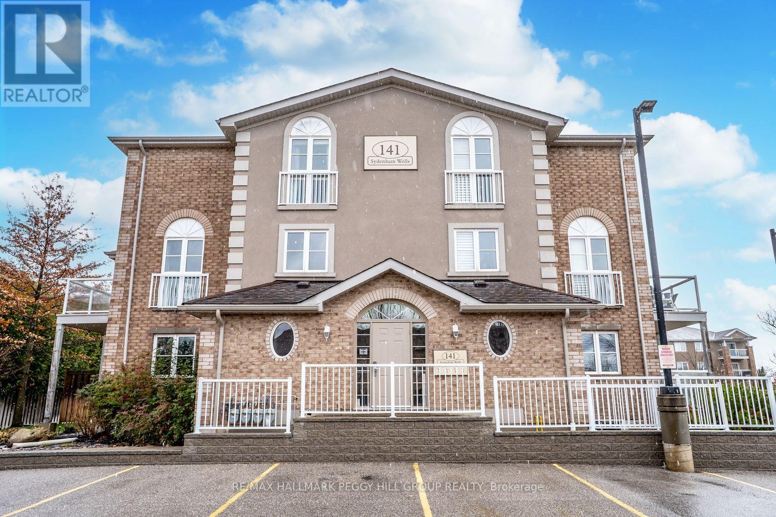 MLS® listing #29205499 for sale located at 2 - 141 SYDENHAM WELLS