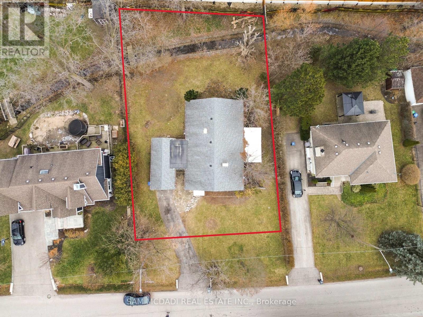 MLS® listing #29205508 for sale located at 1235 OLD RIVER ROAD