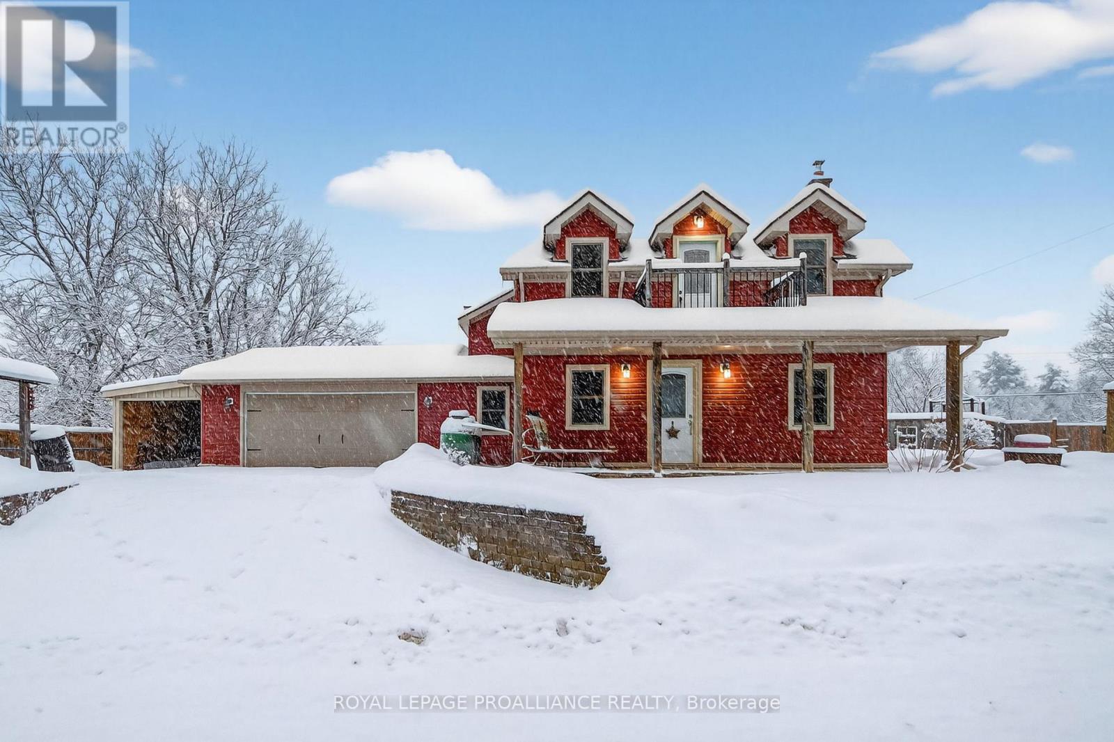 MLS® listing #29205576 for sale located at 7802 PICCADILLY ROAD