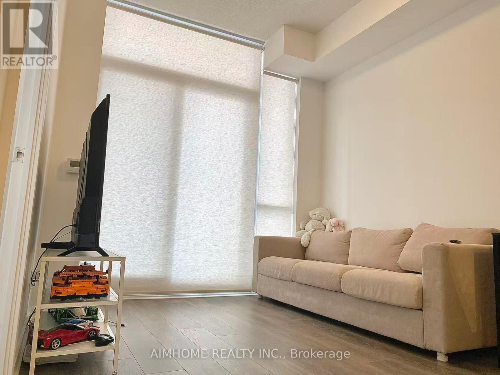 MLS® listing #29206651 for sale located at 219 - 36 FOREST MANOR ROAD