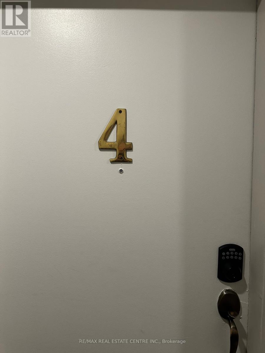 MLS® listing #29206682 for sale located at 4 - 7 MAIN STREET N