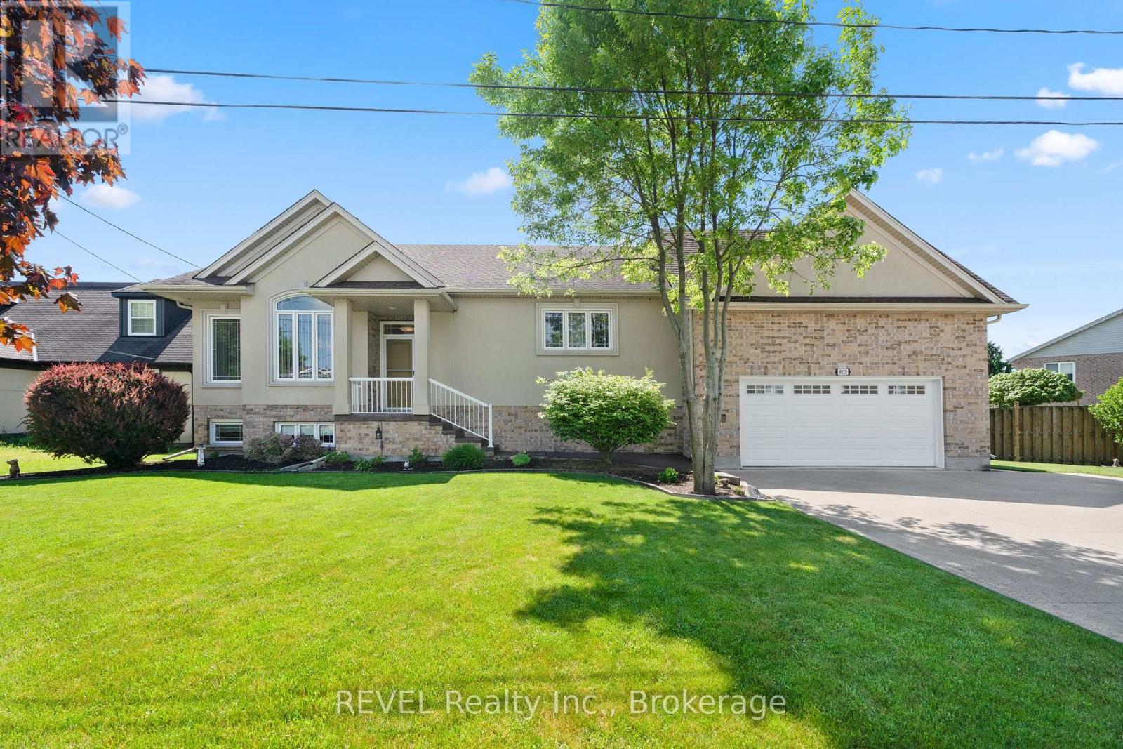 MLS® listing #29206689 for sale located at 8028 BOOTH STREET