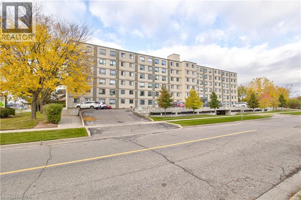 MLS® listing #29207320 for sale located at 18 HOLBORN Court Unit# 104