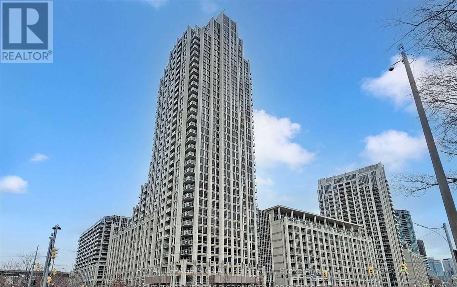 MLS® listing #29207856 for sale located at 1503 - 628 FLEET STREET