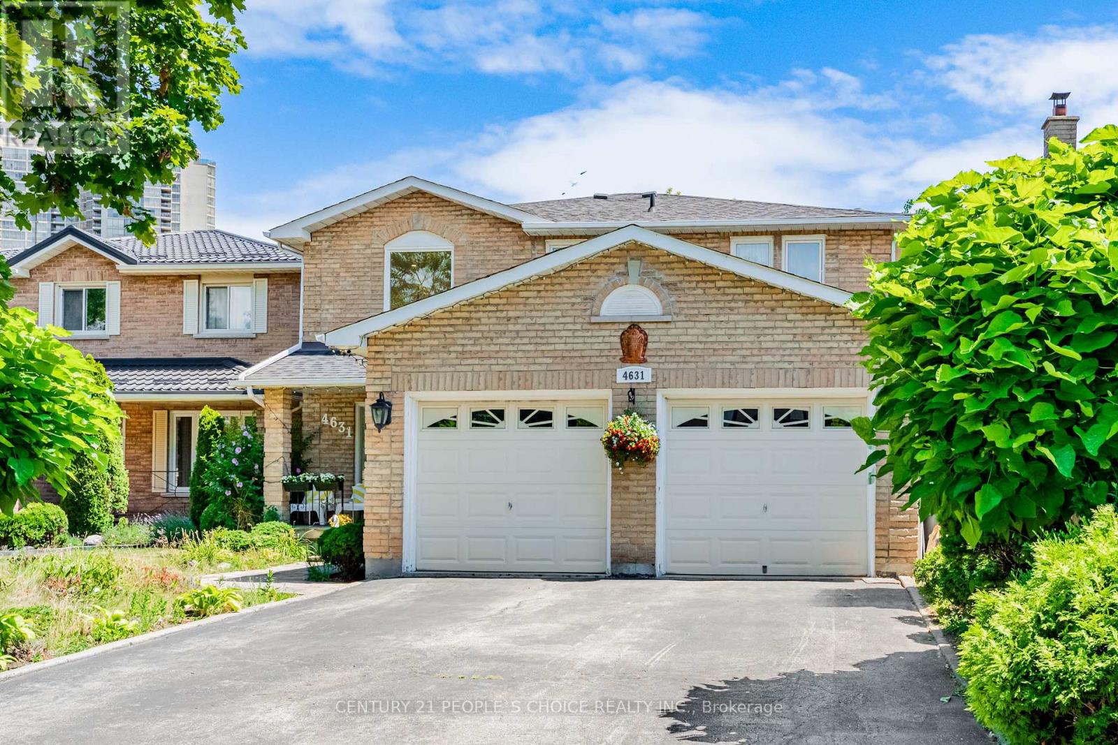 MLS® listing #29207871 for sale located at 4631 DUNEDIN CRESCENT