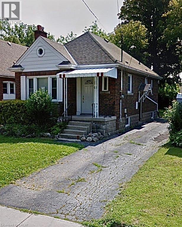 MLS® listing #29208570 for sale located at 93 HADDON Avenue S