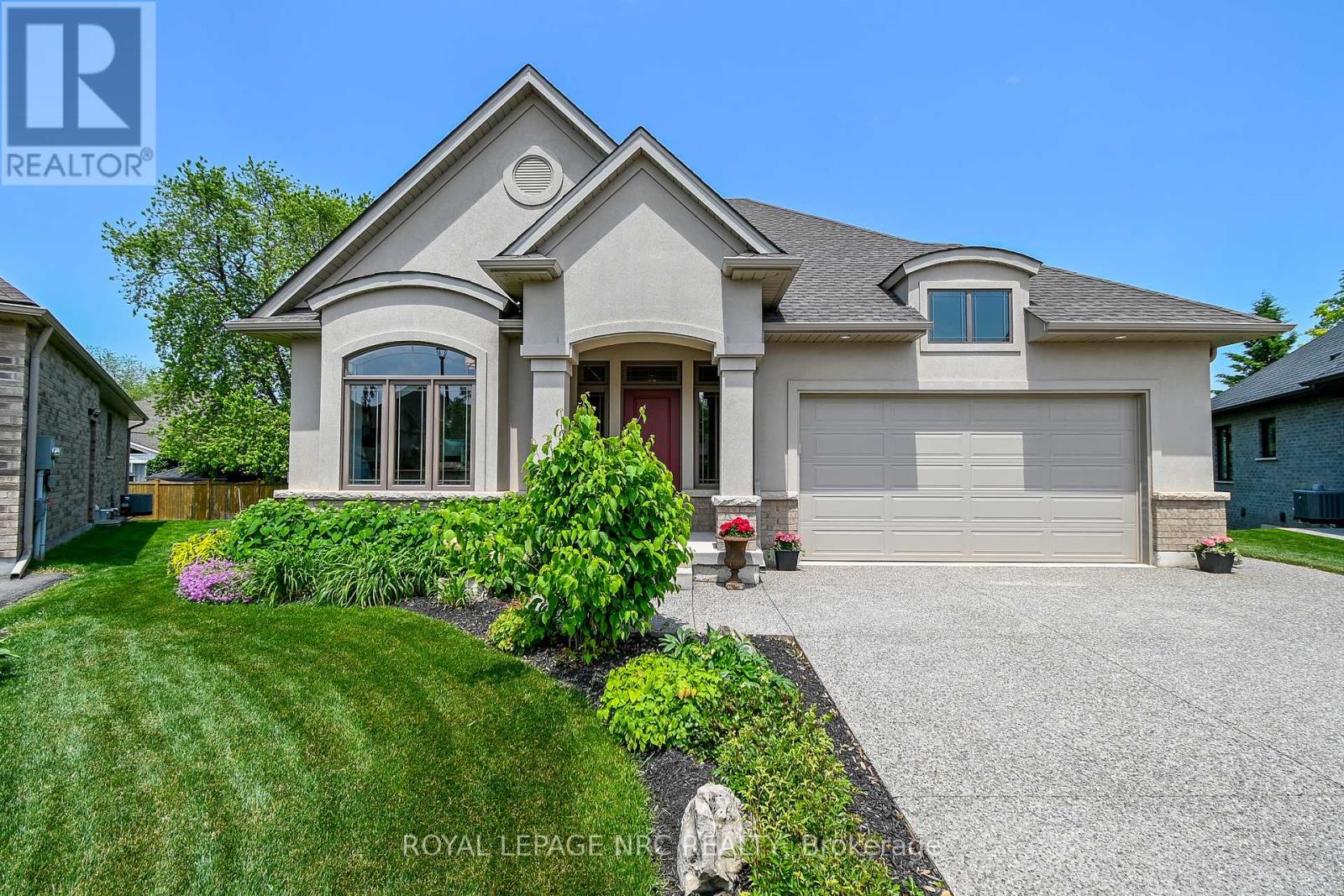 MLS® listing #29208708 for sale located at 11 EMILY LANE