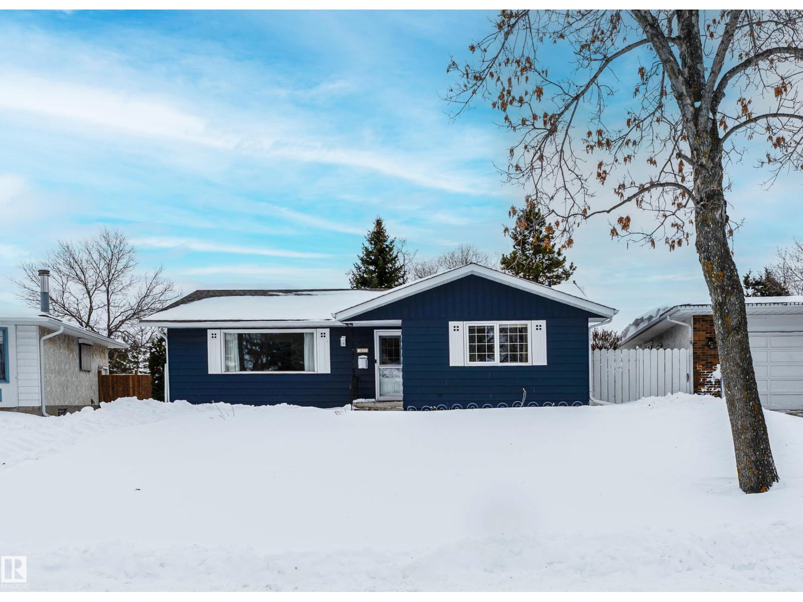 MLS® listing #29208847 for sale located at 37 Apache CR