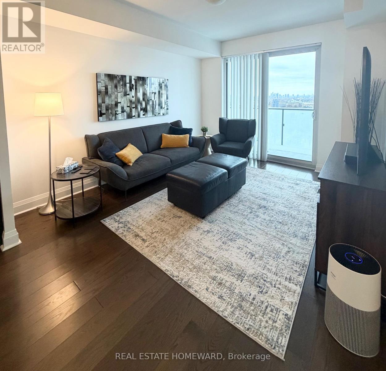 MLS® listing #29213517 for sale located at 1805 - 65 ST MARY ST STREET W