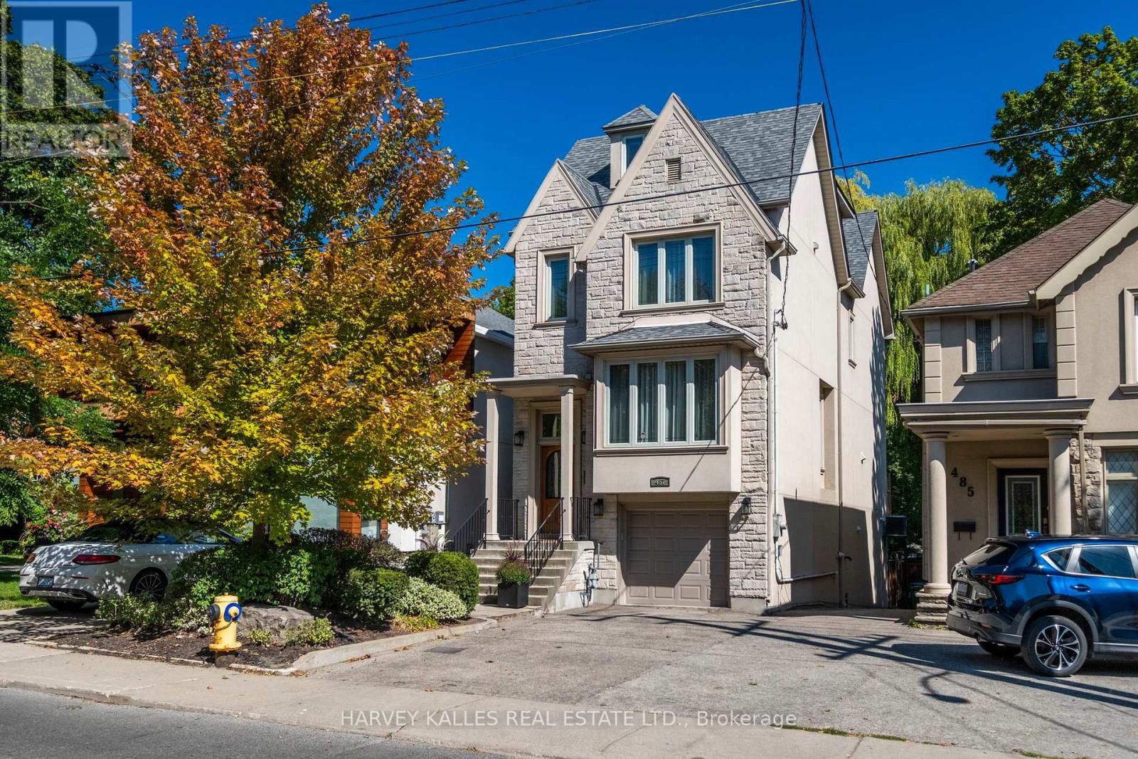 MLS® listing #29215255 for sale located at 487 SPADINA ROAD