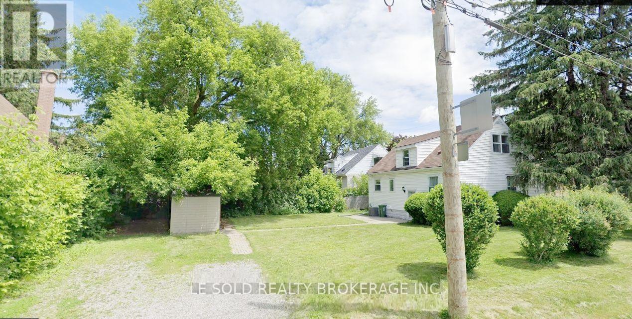 MLS® listing #29223439 for sale located at BSMT ROOM - 112 LELAND STREET