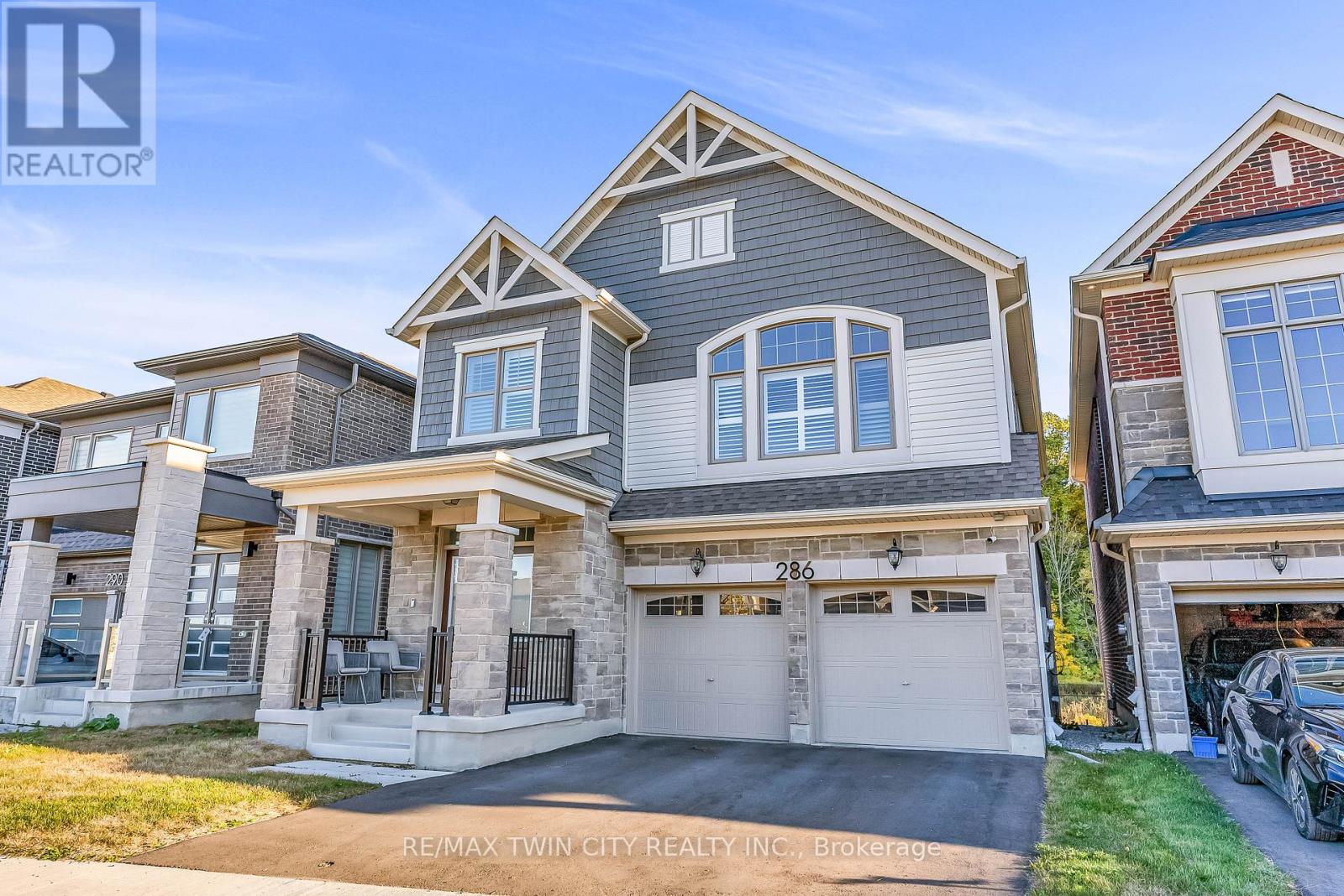 MLS® listing #29223703 for sale located at 286 FORESTWALK STREET