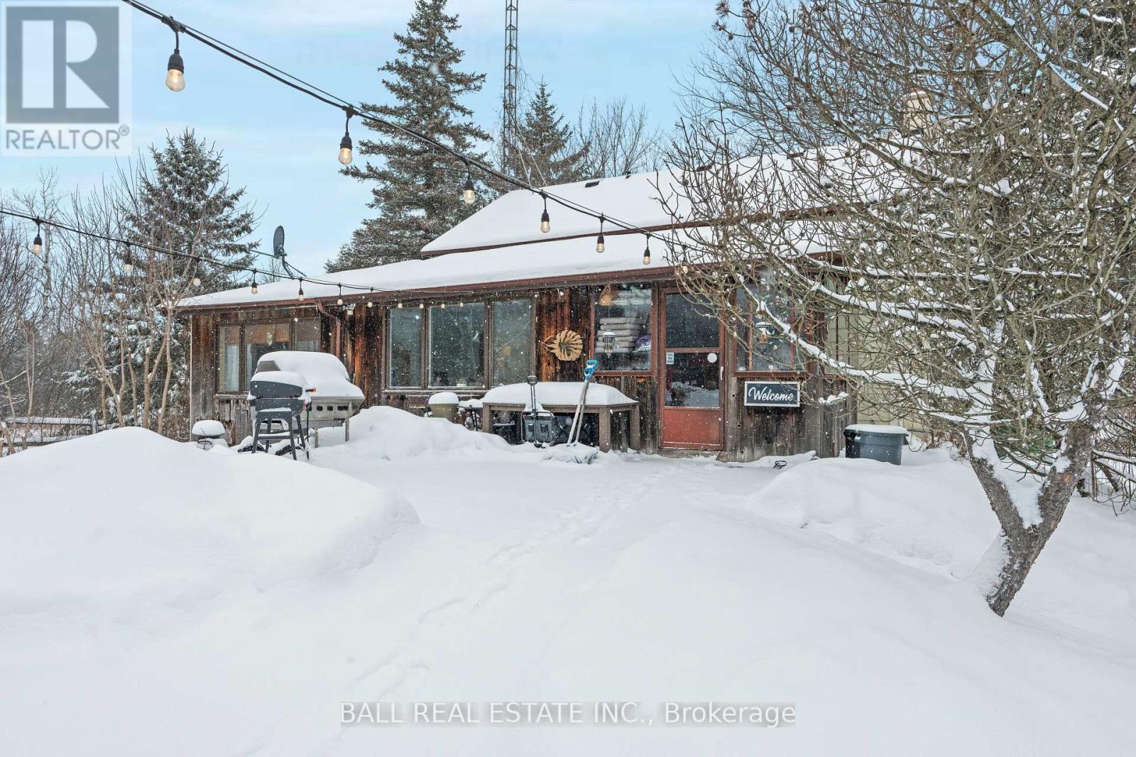 MLS® listing #29228491 for sale located at 1416 FLEETWOOD ROAD