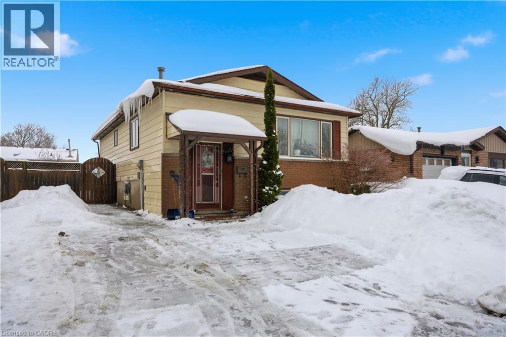 MLS® listing #29229745 for sale located at 41 BROKEN OAK Crescent Unit# LOWER