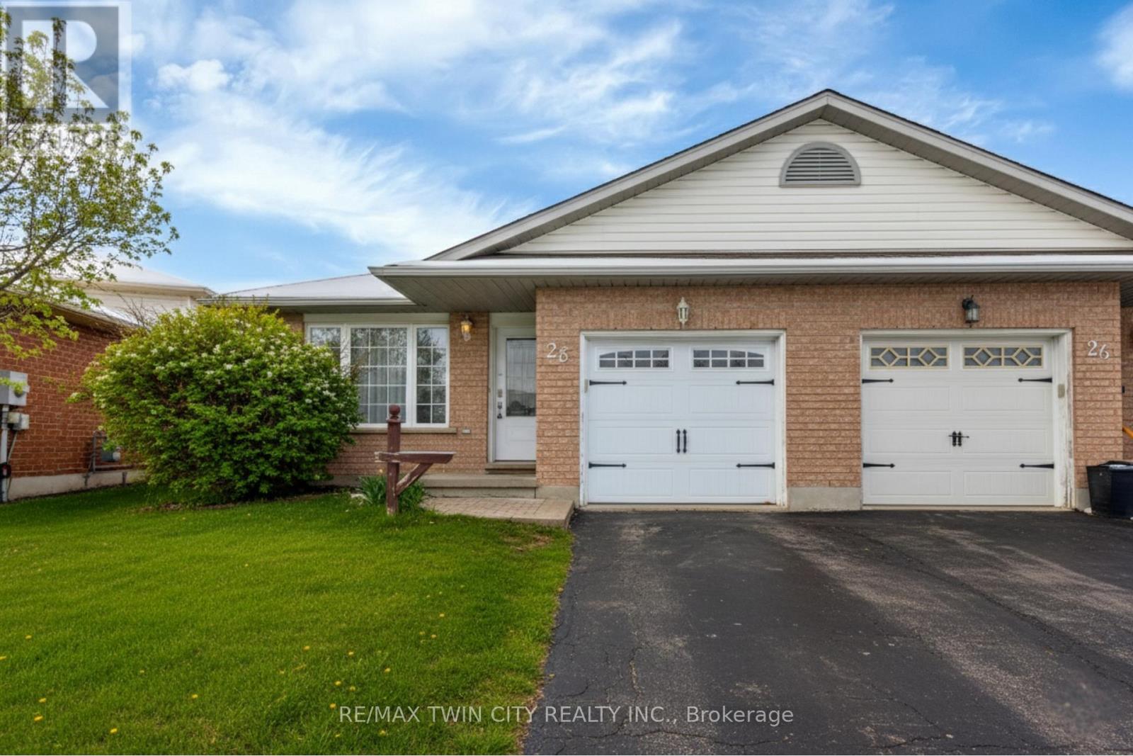 MLS® listing #29231194 for sale located at 28 RIDGEWAY CRESCENT
