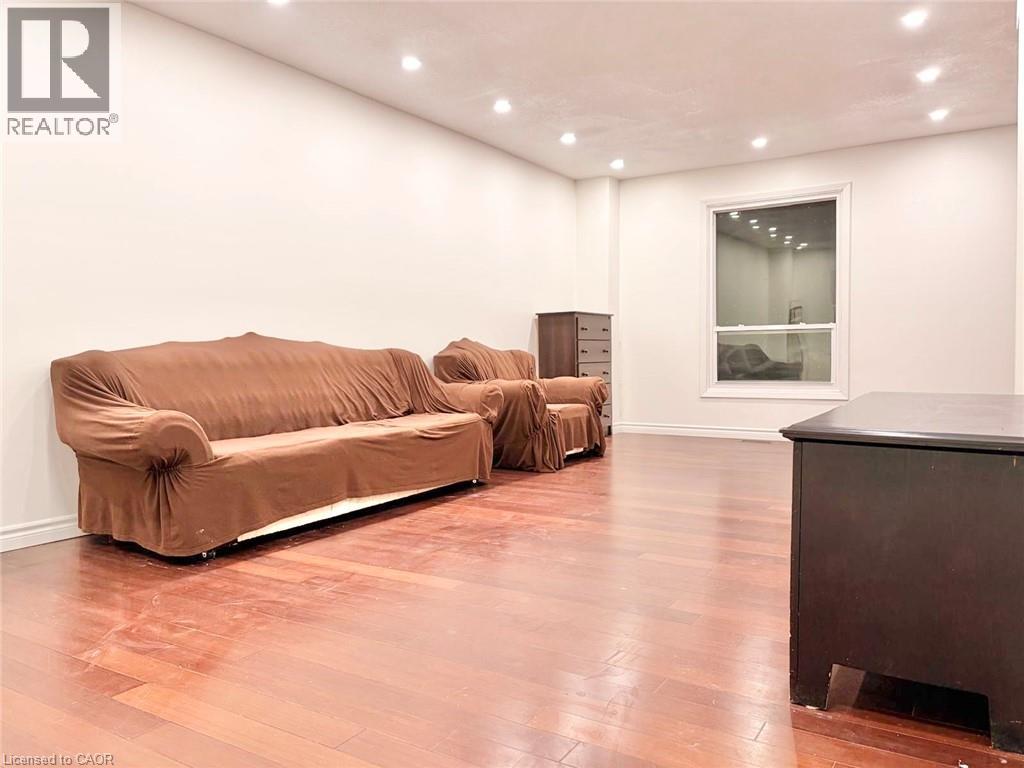 MLS® listing #29232199 for sale located at 433 KEATS Way Unit# 2