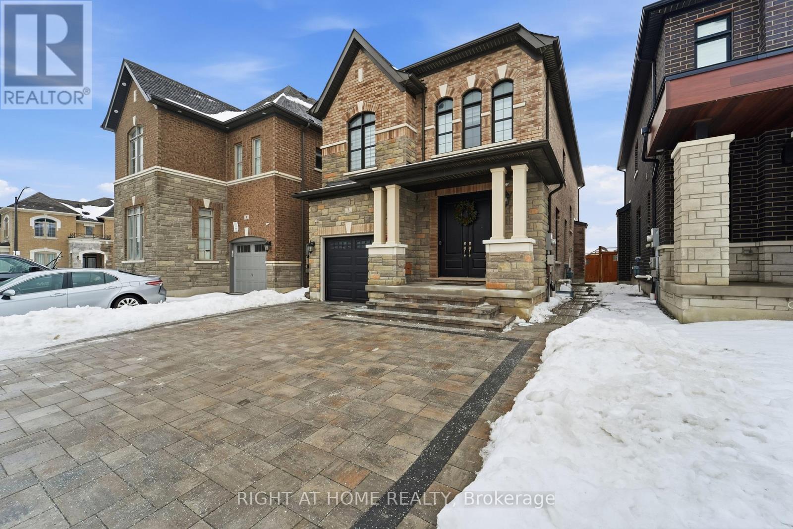 MLS® listing #29232698 for sale located at LOWER - 7 WALTER CLIFFORD NESBITT DRIVE