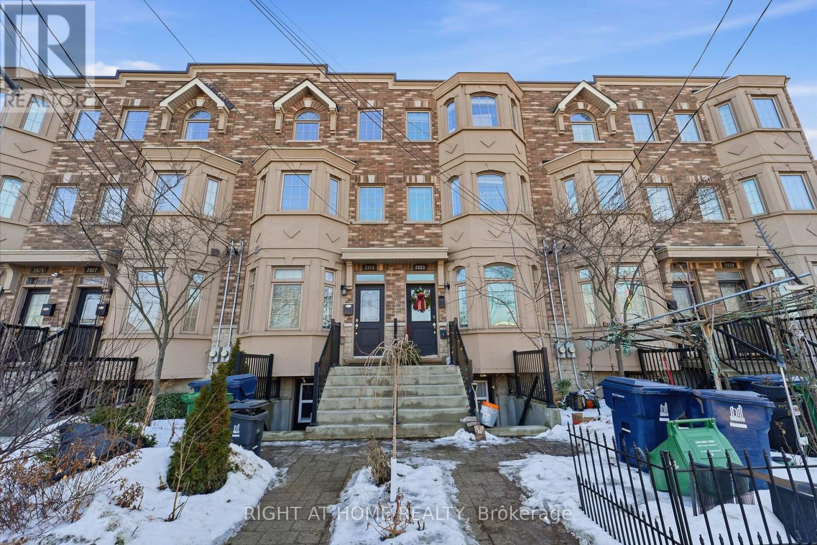 MLS® listing #29232699 for sale located at LOWER - 2825 ST. CLAIR AVENUE E