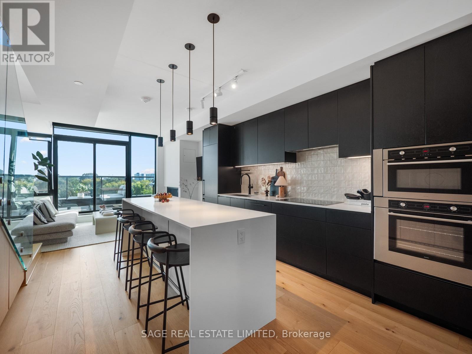 MLS® listing #29234821 for sale located at PH 621 - 899 COLLEGE STREET W