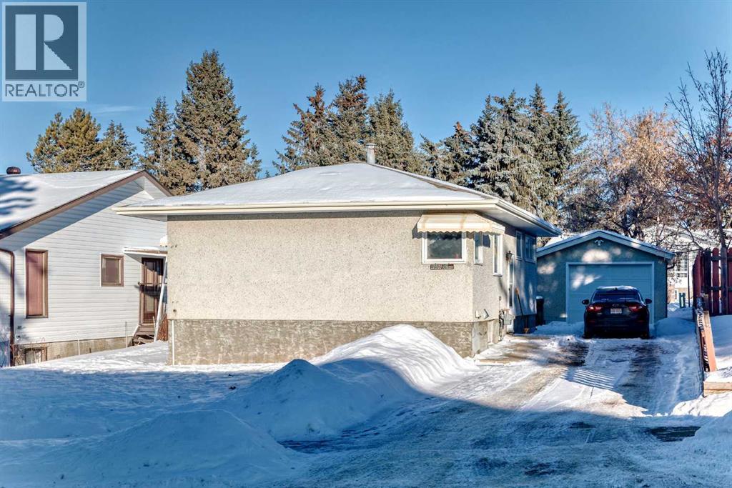 MLS® listing #29235829 for sale located at 4006 50 Avenue
