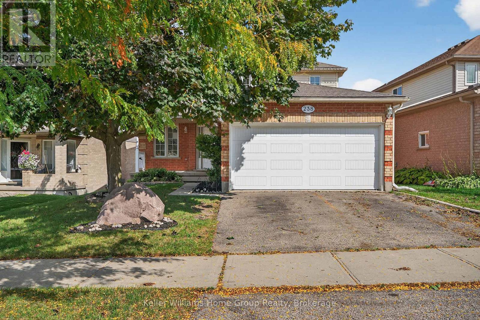 MLS® listing #29236590 for sale located at 238 BRIARMEADOW DRIVE