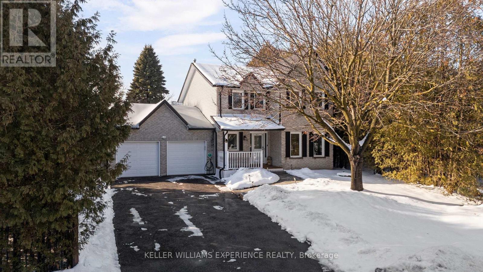 MLS® listing #29237067 for sale located at 2 HERITAGE ROAD