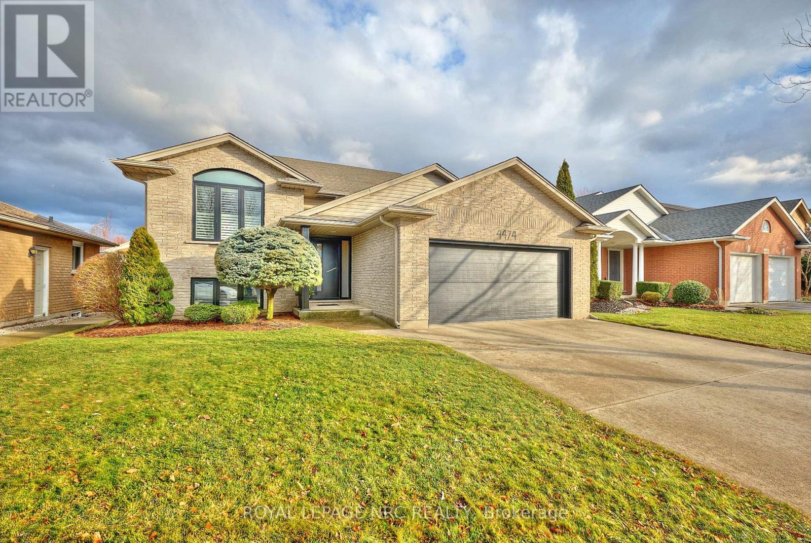 MLS® listing #29237276 for sale located at 4474 FRANCESCO AVENUE