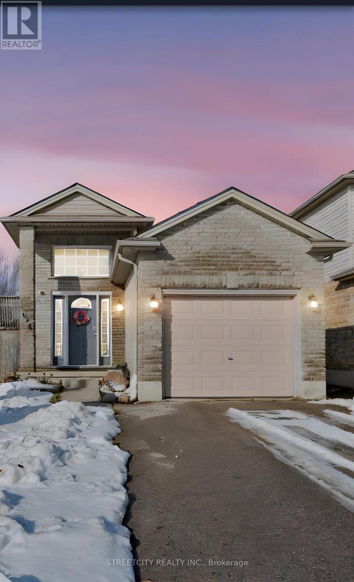 MLS® listing #29239621 for sale located at 1036 MARIGOLD STREET N