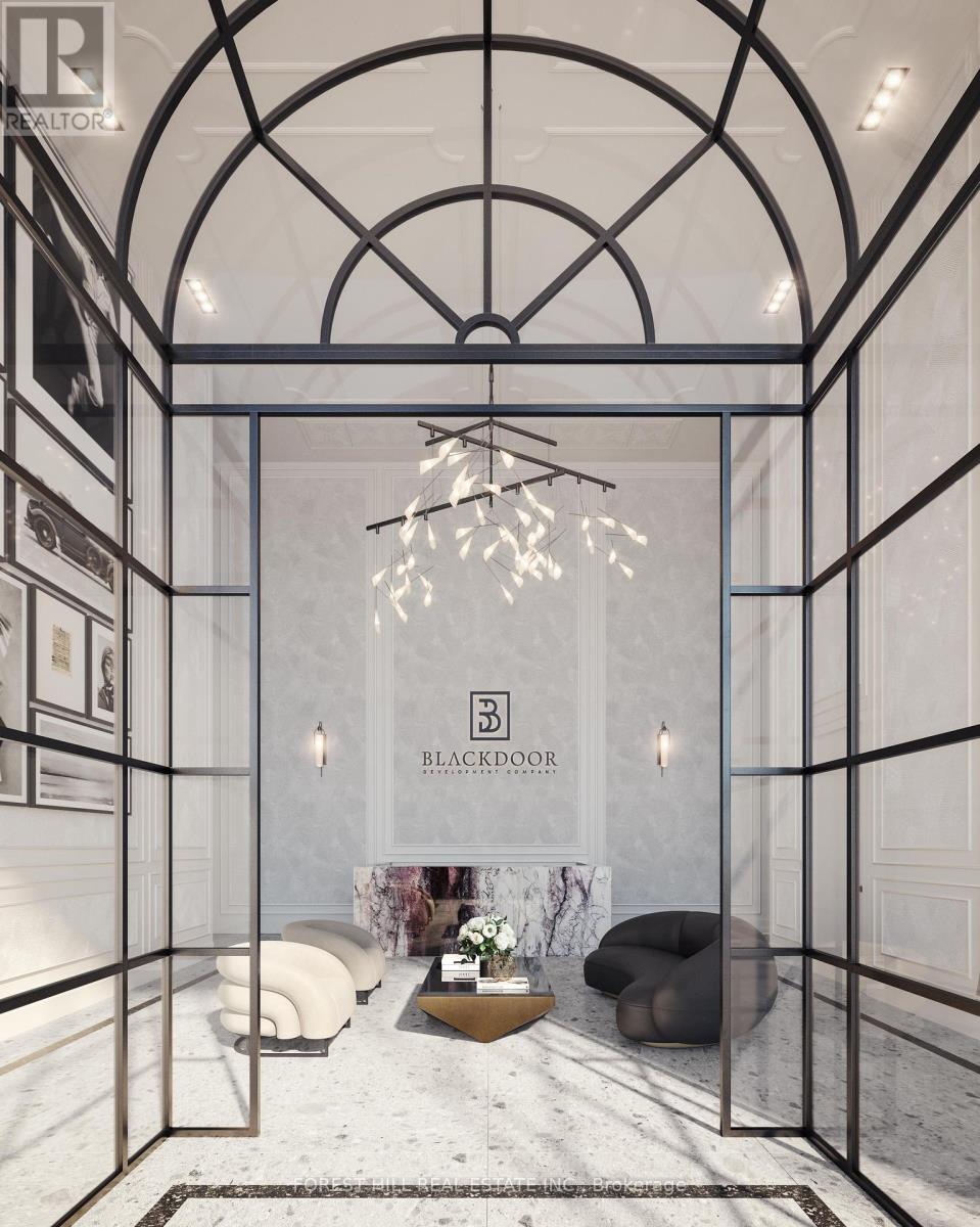 MLS® listing #29239687 for sale located at #7A - 2010 BATHURST STREET