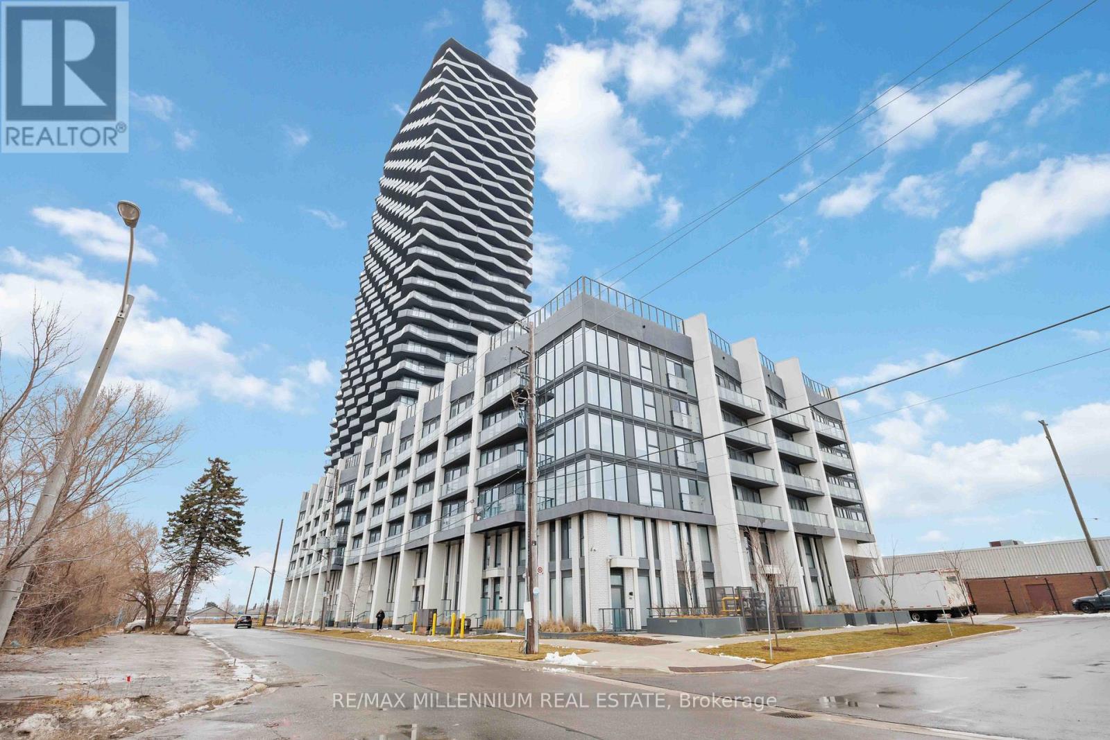 MLS® listing #29240065 for sale located at 431 - 36 ZORRA STREET