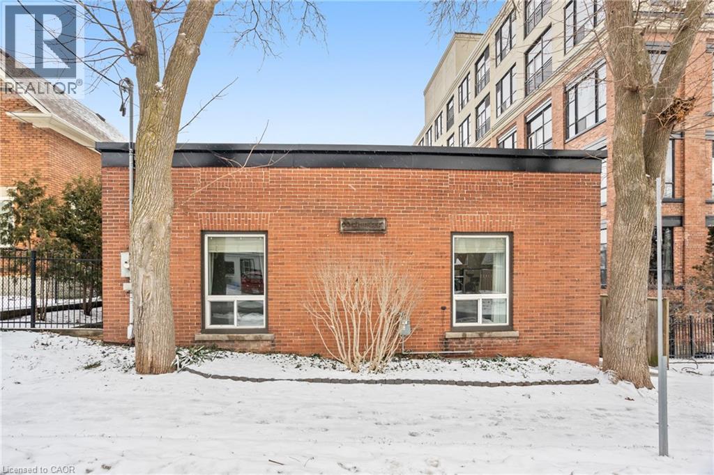 MLS® listing #29241155 for sale located at 66 CHESTNUT Street