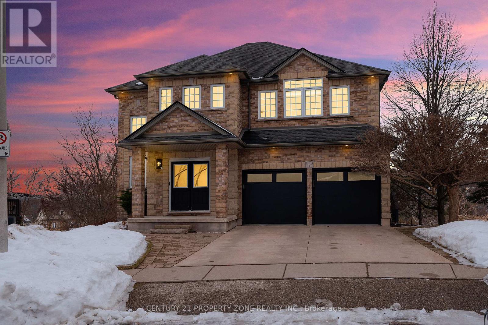 MLS® listing #29245690 for sale located at 827 GREY ALDER COURT