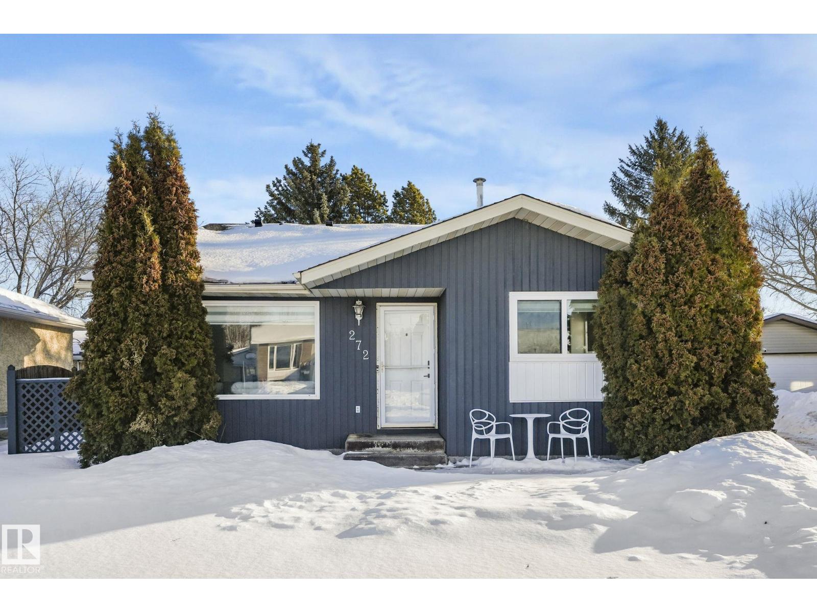 MLS® listing #29246062 for sale located at 272 WARWICK RD NW