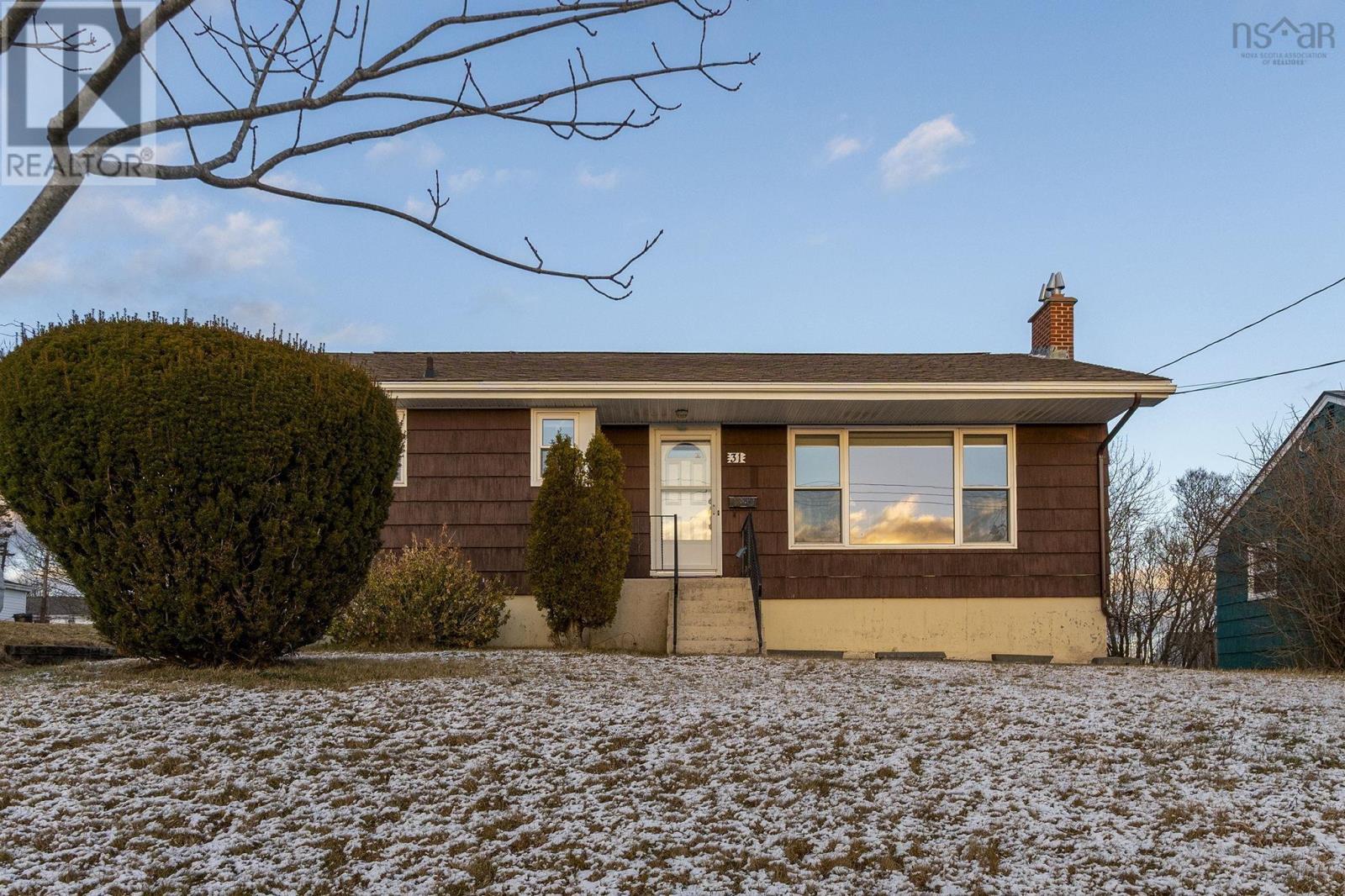 MLS® listing #29248944 for sale located at 31 Booth Street