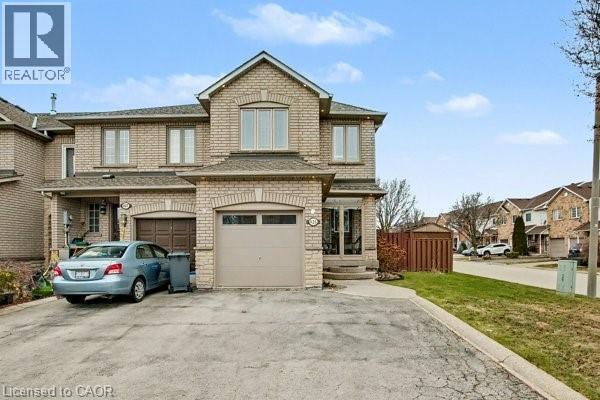 MLS® listing #29249043 for sale located at 425 TAYLOR Crescent