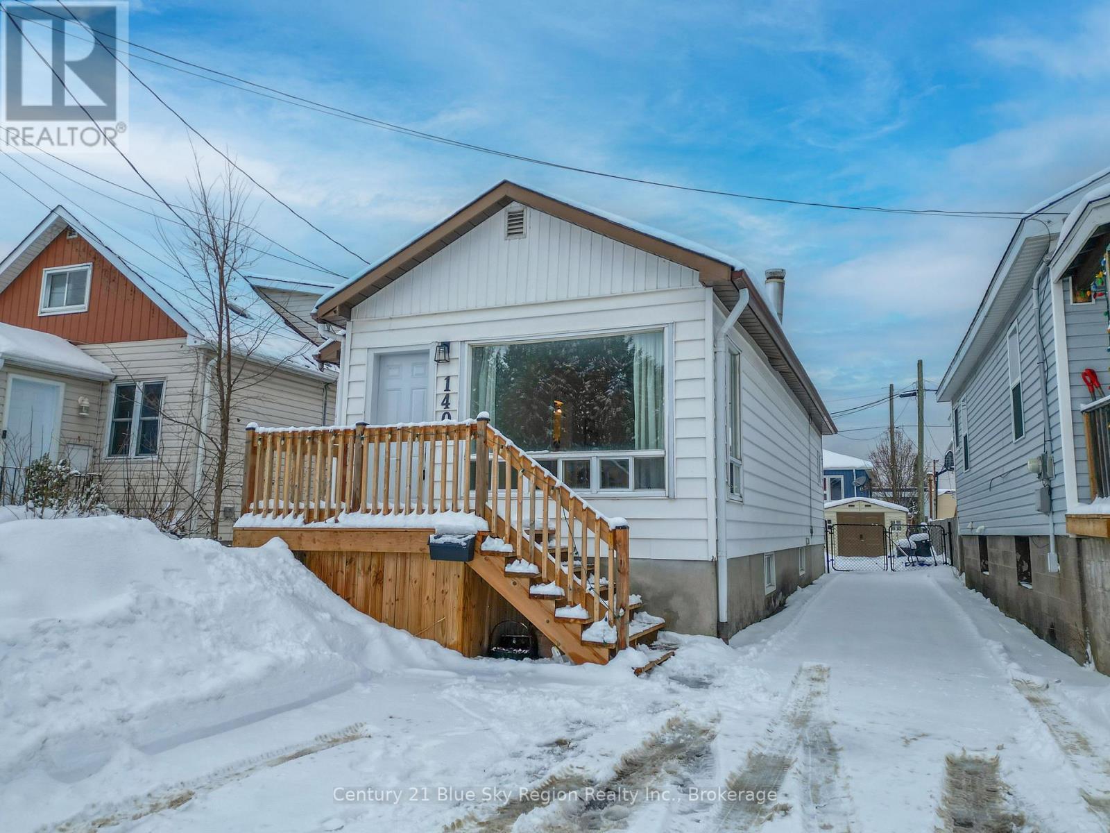 MLS® listing #29249207 for sale located at 140 GREENWOOD AVENUE