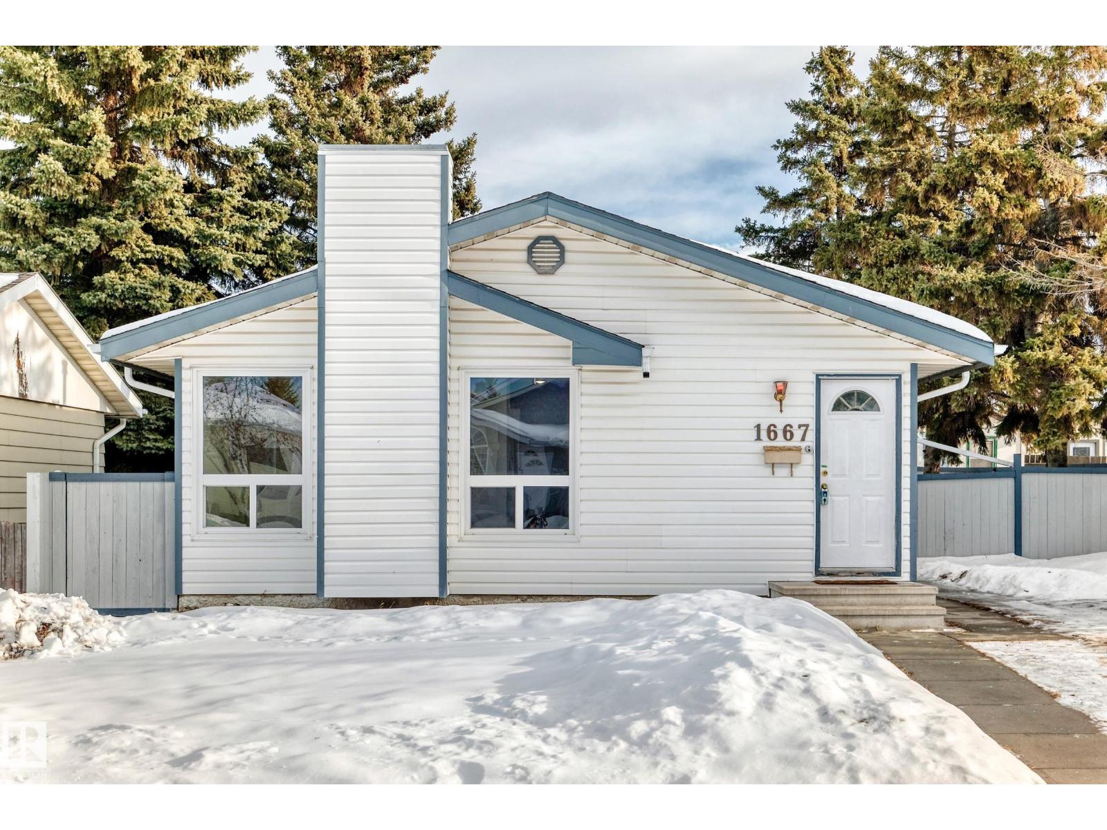MLS® listing #29249290 for sale located at 1667 42 ST NW