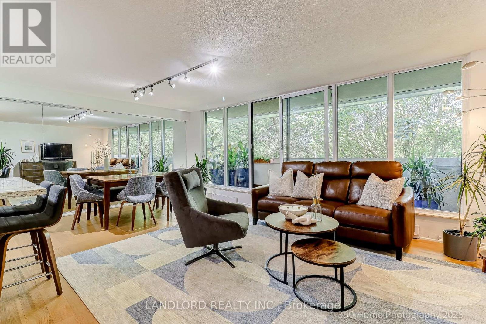 MLS® listing #29250173 for sale located at 207 - 360 BLOOR STREET E