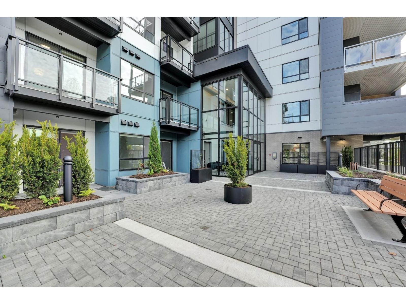 MLS® listing #29252945 for sale located at 406 33886 PINE STREET