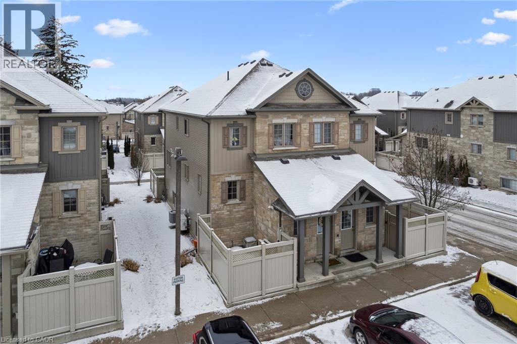 MLS® listing #29253122 for sale located at 931 GLASGOW Street Unit# 4B