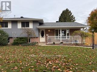 MLS® listing #29253183 for sale located at 55 GRACEFIELD CRESCENT