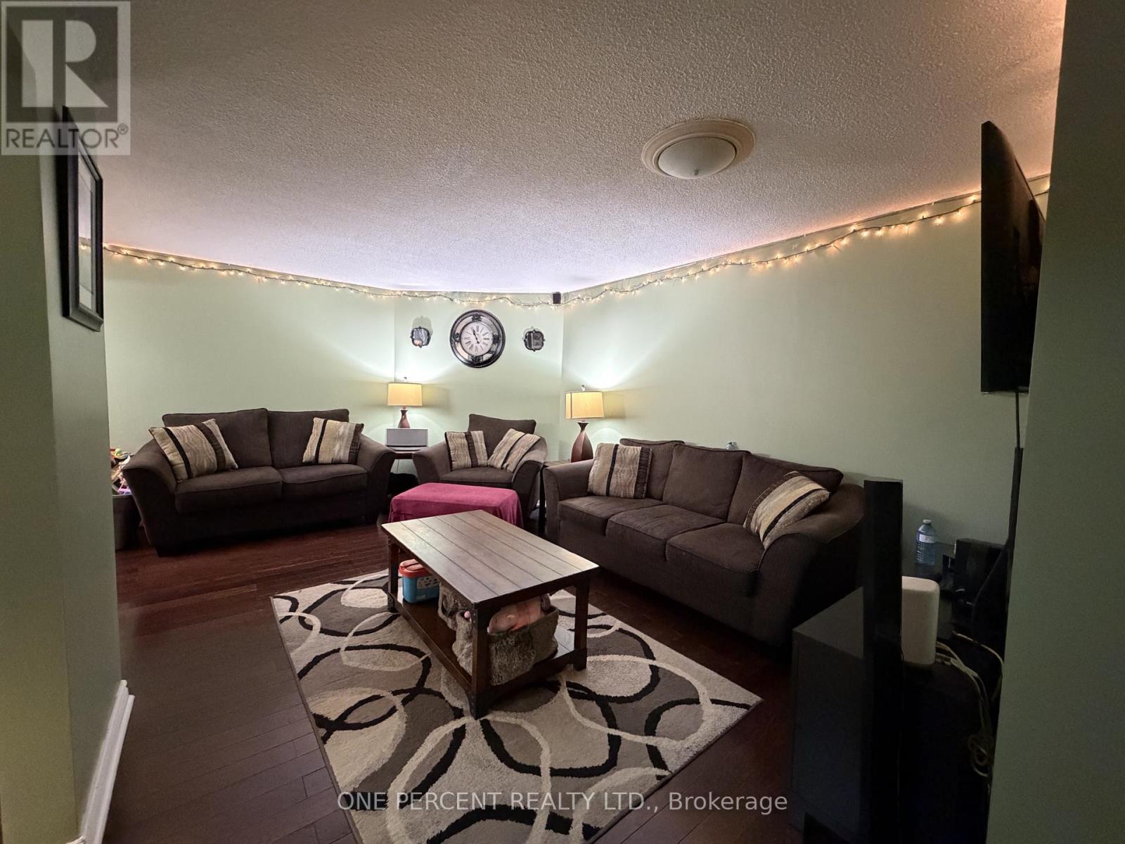 MLS® listing #29253433 for sale located at 1408 - 41 MARKBROOK LANE