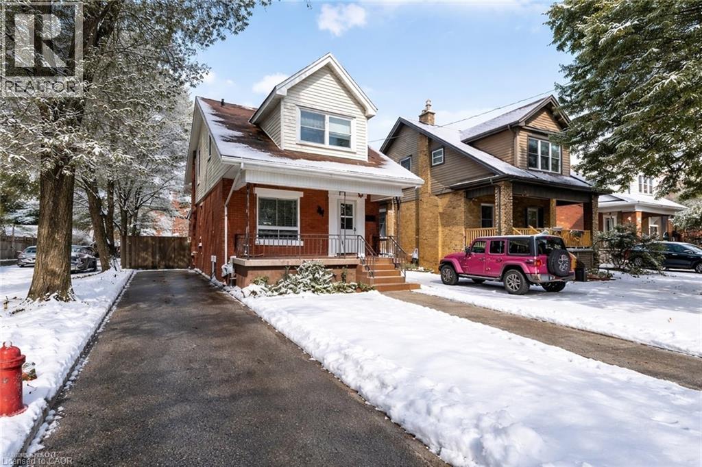 MLS® listing #29253657 for sale located at 34 CLIFF Avenue