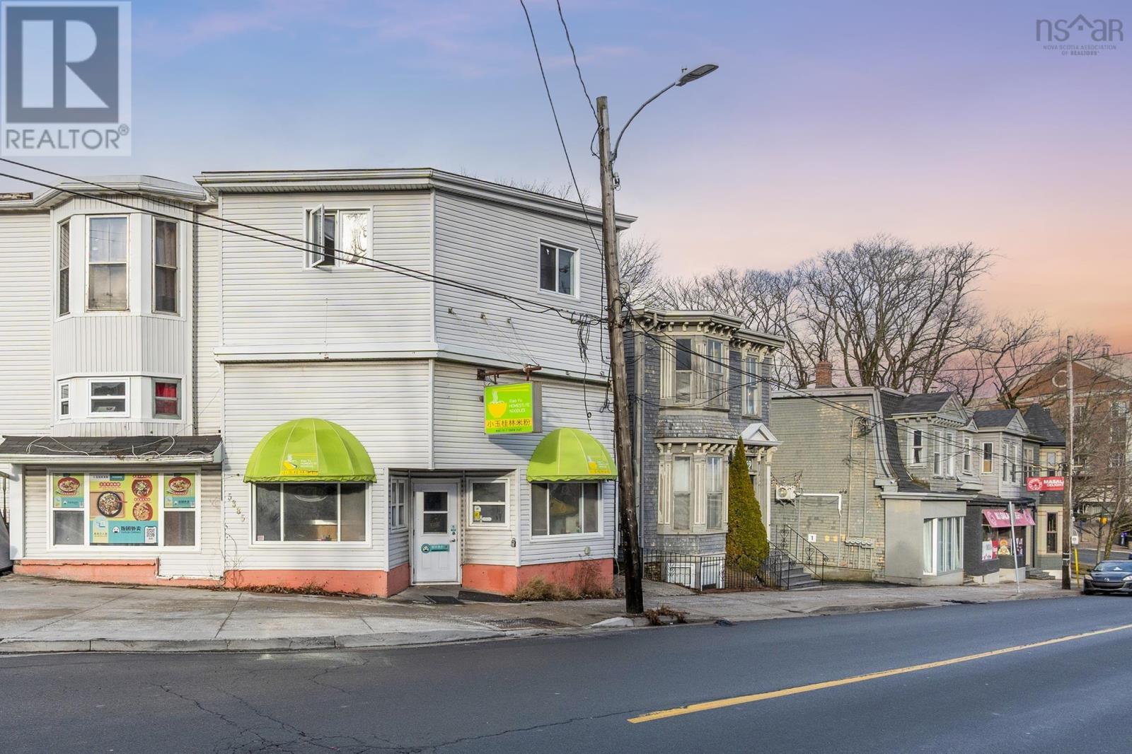 MLS® listing #29253708 for sale located at 5385 VICTORIA Road