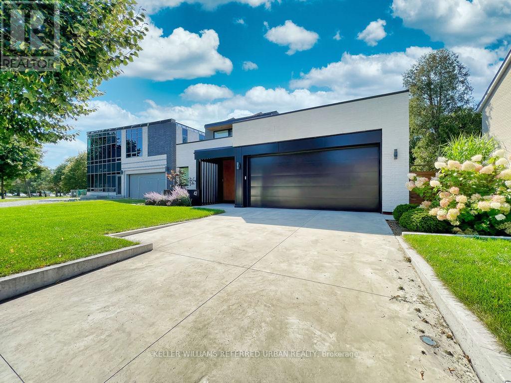 MLS® listing #29256346 for sale located at BSMT - 42 TOTTENHAM ROAD