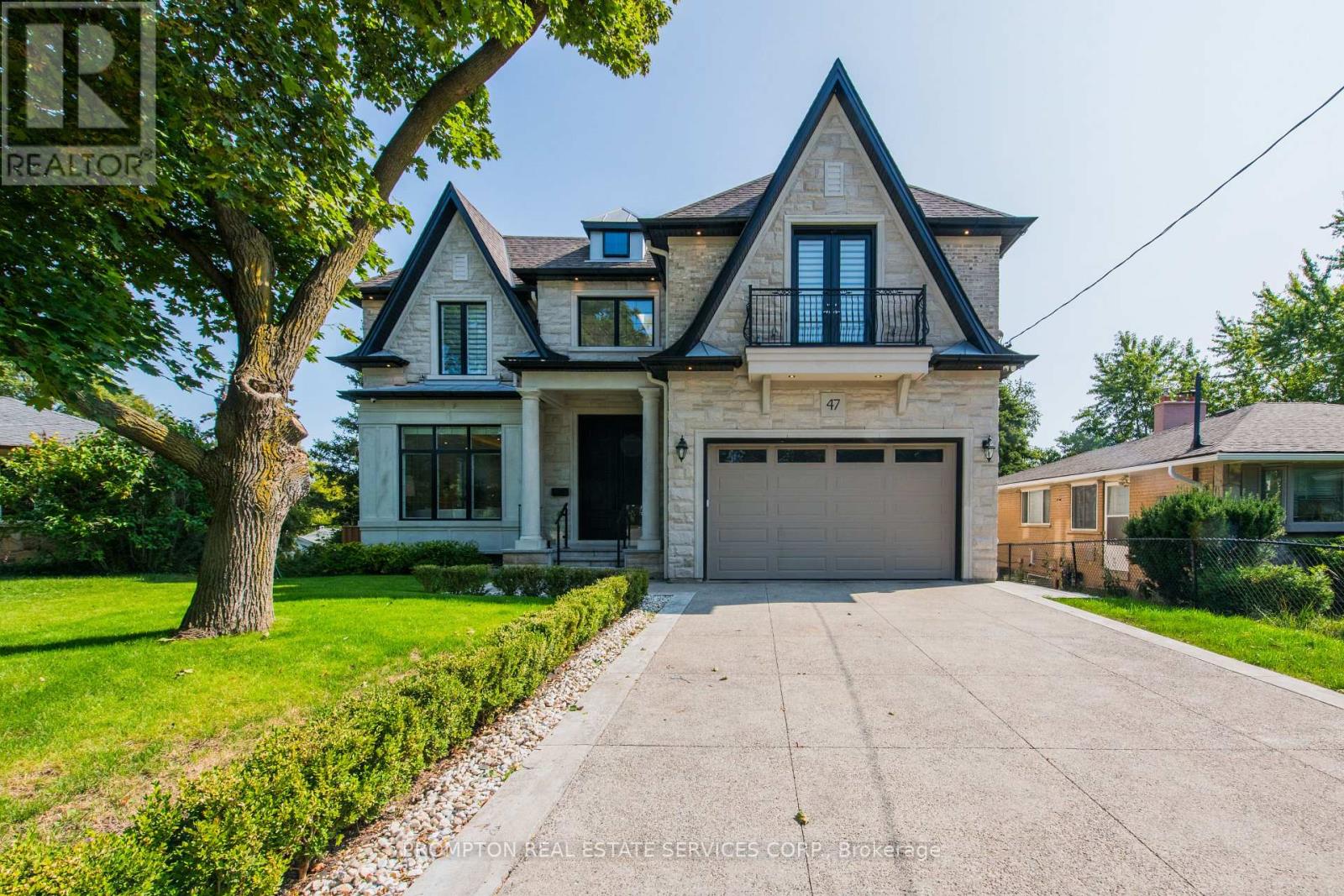 MLS® listing #29258022 for sale located at 47 WYCLIFFE CRESCENT
