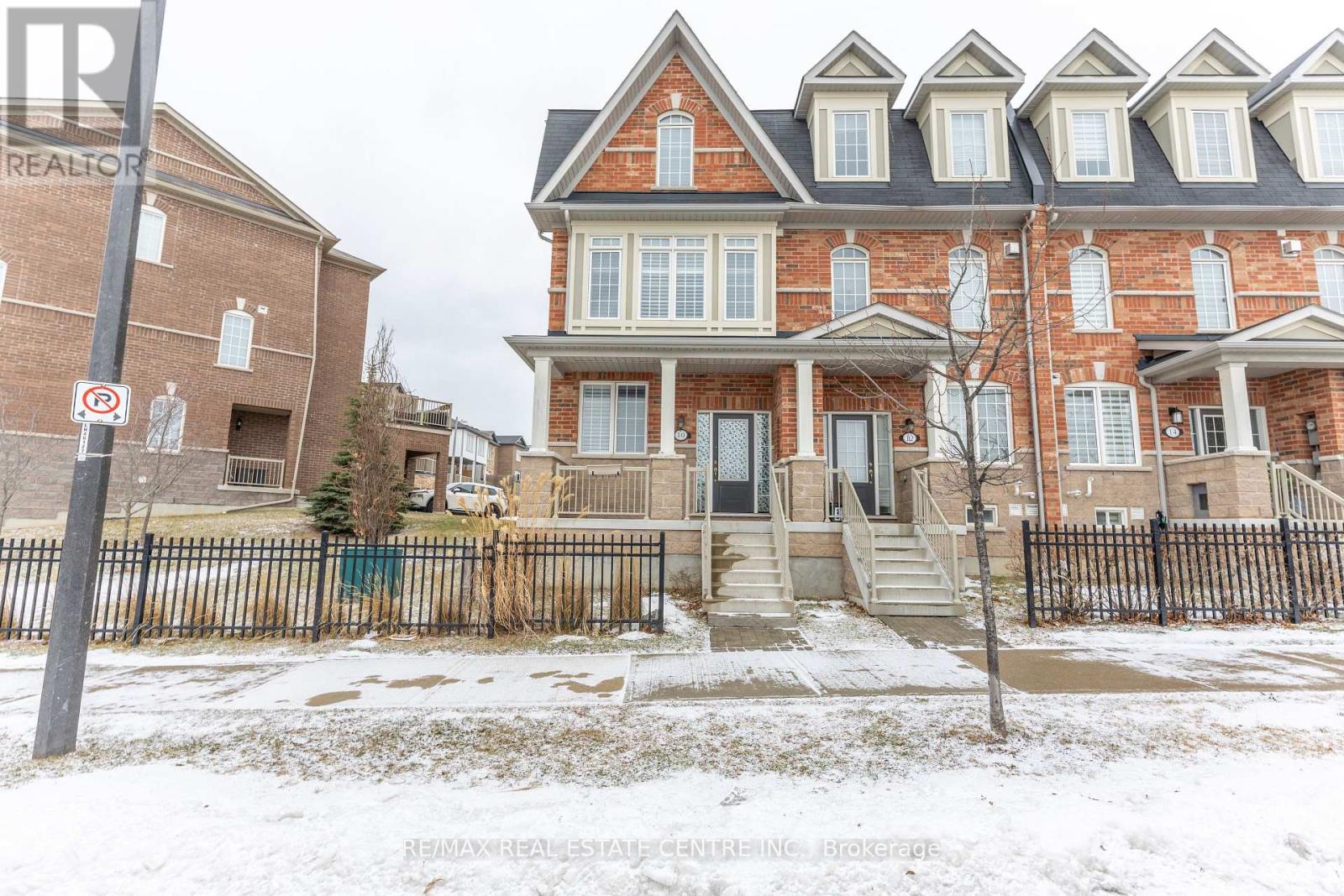 MLS® listing #29258028 for sale located at 10 HARPER HILL DRIVE