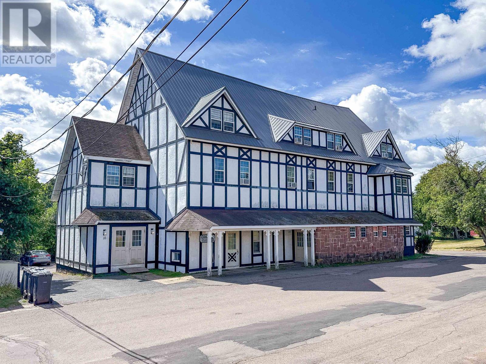 MLS® listing #29258265 for sale located at 16-20 School Street