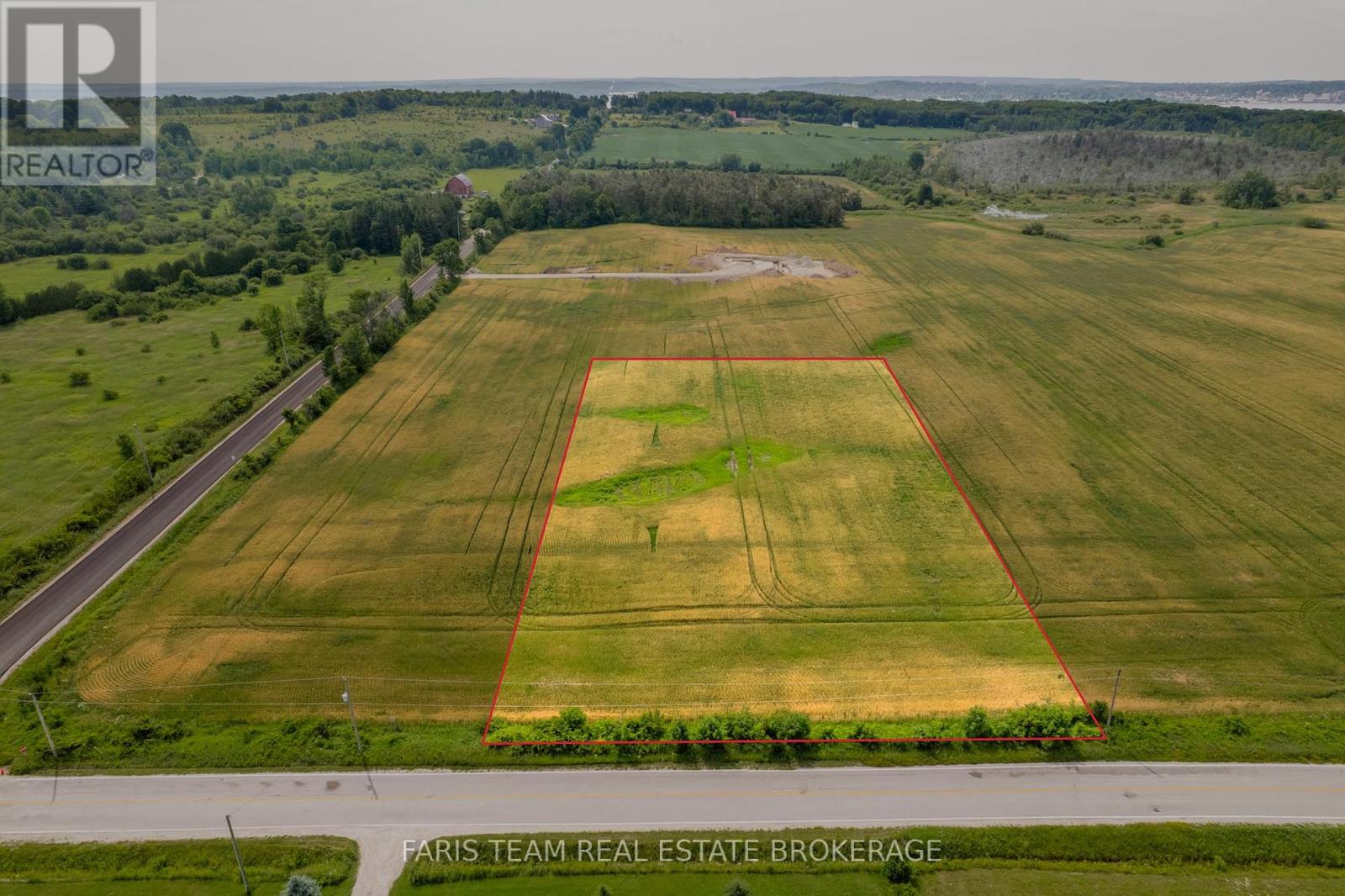 MLS® listing #29258328 for sale located at 1499 TAY POINT ROAD